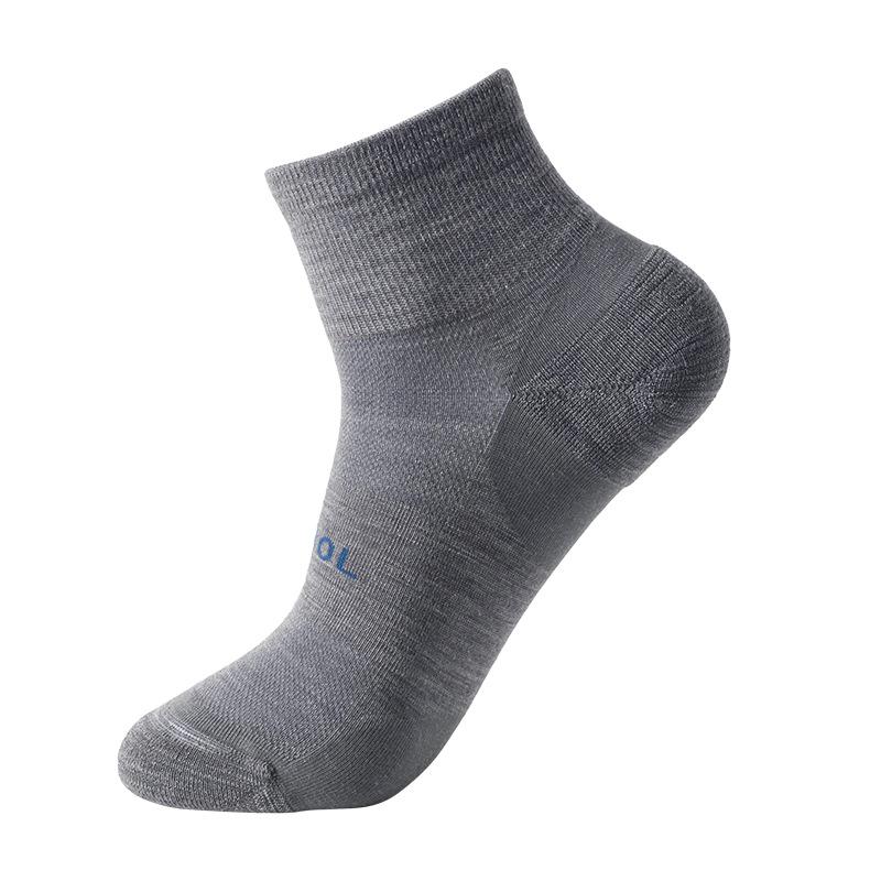Stokta Merino Yünü Koşu ve Yürüyüş Çorapları: Nefes Alabilen, Ter Emici, Yumuşak, Erkek ve Kadınlar İçin Rahat