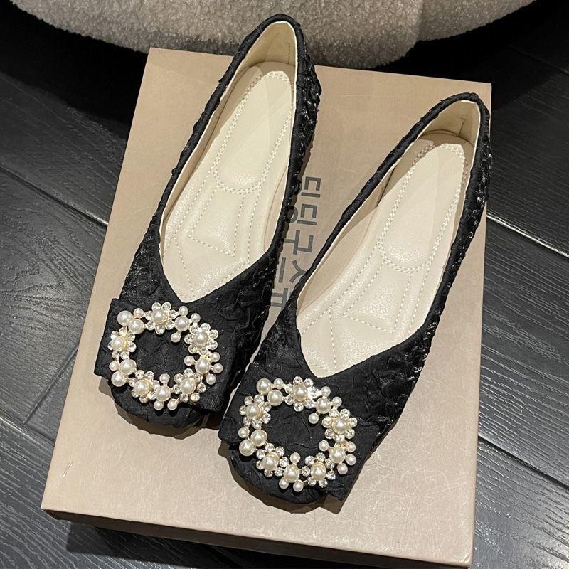 Single Shoes Women's Autumn New Temperament Light Mouth Square Head Pearl Square Buckle Gentle Flat Shoes Women