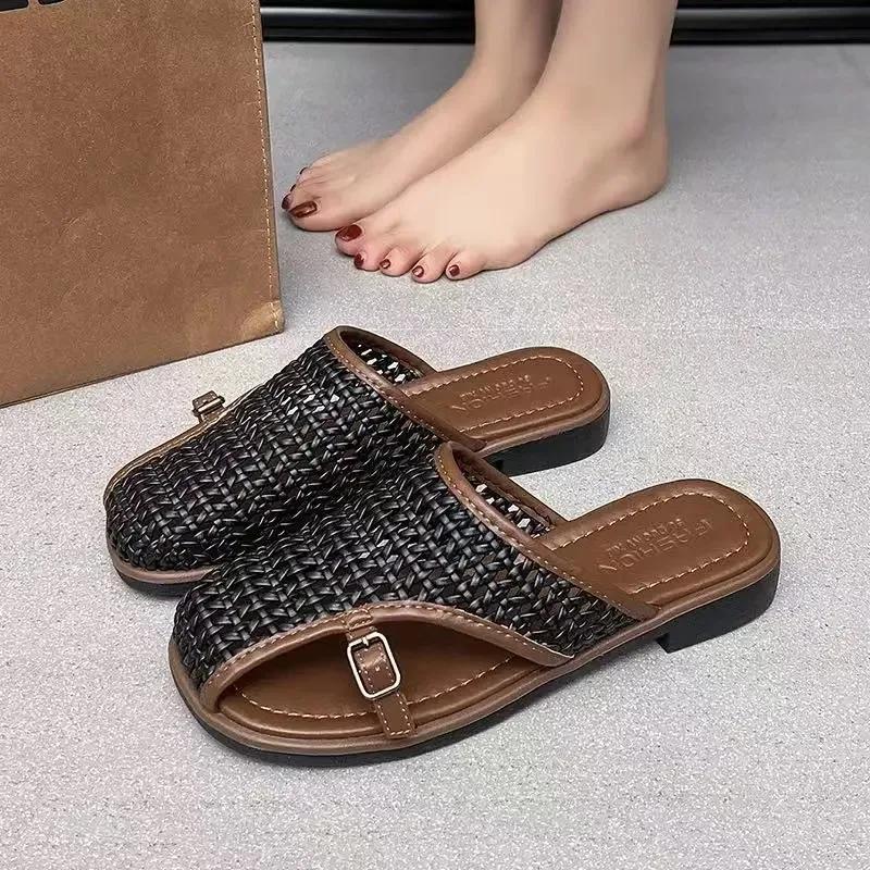 Summer 2025 Women High Quality Flat Flat Slippers New Soft Soled Shoes Women Half Slippers Summer Women's Shoes Outdoors Sandal