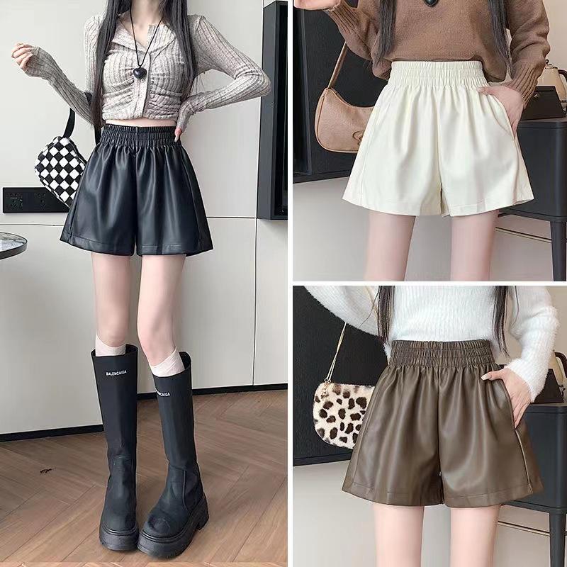 Damen Herbst 2026 Oberbekleidung High Waist A-Linie Schlankmachend Weiter Bein PU-Leder Shorts Kaffee Mini-Shorts Vielseitig Schlank Geschnitten Heße Shorts