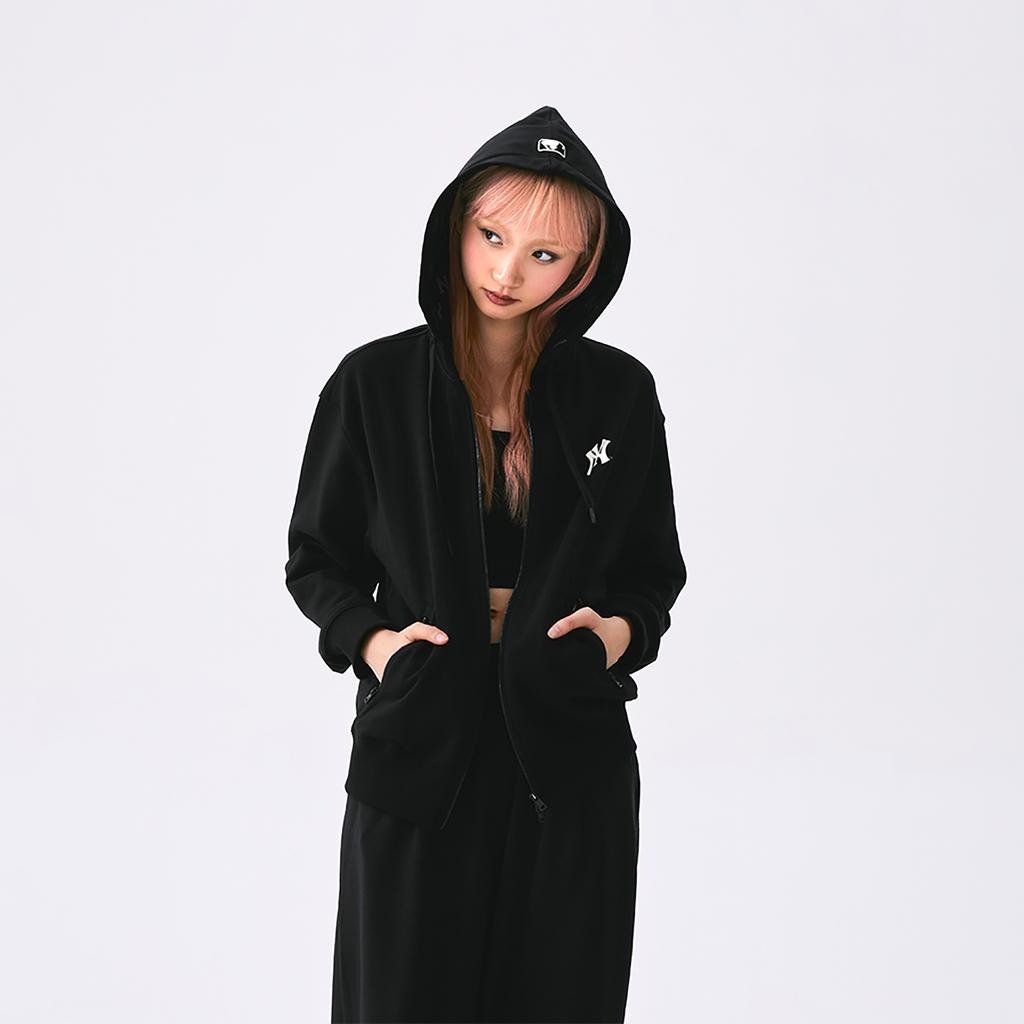 New MLB MONOGRAM Collection New York Yankees SS25 Sweatshirt Unisex Black 3ATRM0451-50BKS