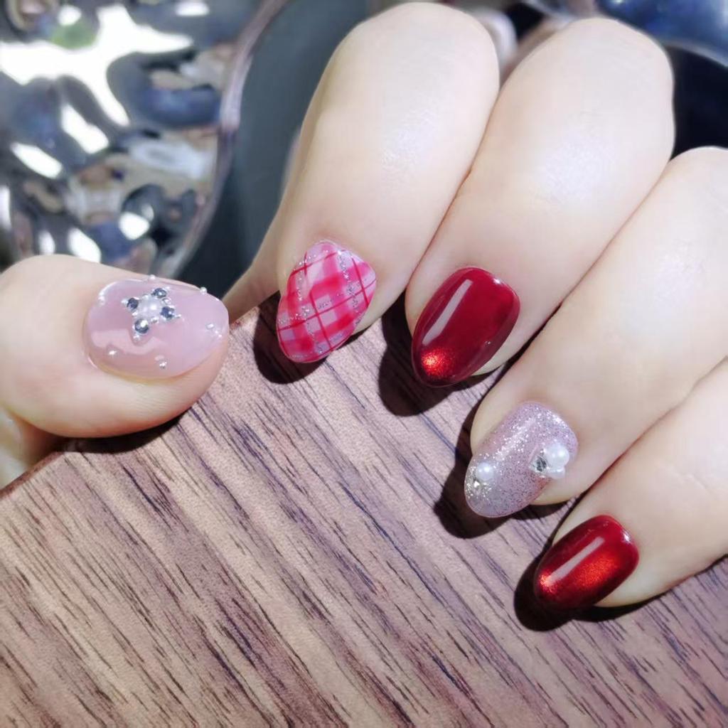 2026 New Year Plaid Ruby Cat Eye Handmade Nails with Pearl Rhinestone Glitter