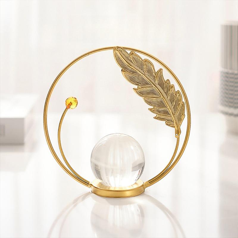 Crystal Ball Iron Art Ornament Golden Metal Frame Sphere Tabletop Decor Craft Butterfly Leaf Dragonfly Style for Living Room Entryway TV Cabinet