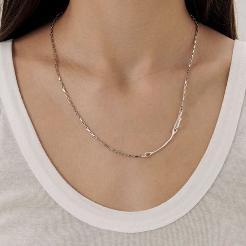 Lalasalama SLEEK NECKLACE