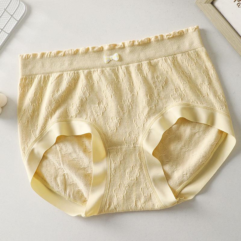 Large Seamless Breathable Triangle Panties with High Waist and Elastic Legs Women’s Panties