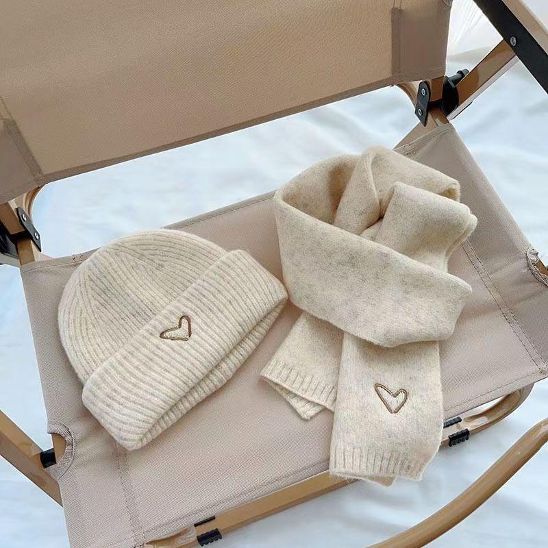 Children's Two-Piece Knit Hat & Scarf Set - Warm Wool, Autumn/Winter, Korean Style for Boys & Girls.