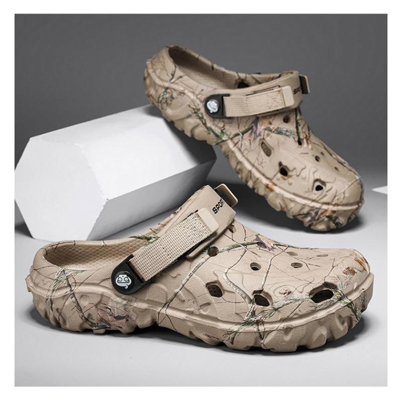 Fashion 2025 Summer Men's Sandals New Home Garden Shoes Comfortable and Lightweight Men Slippers Non-Slip Soft Bottom Flip Flop Sandals