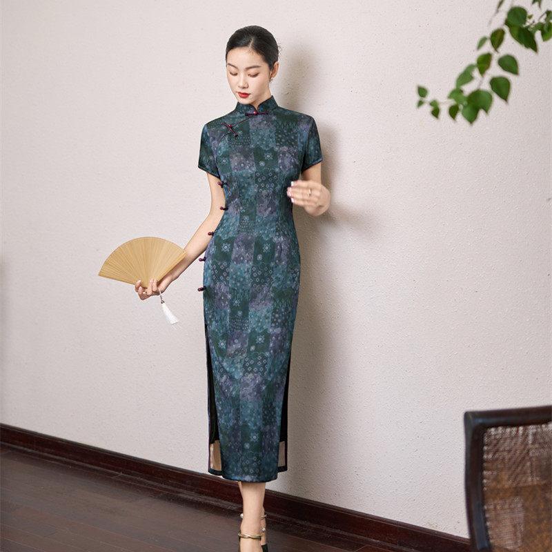 Old Shanghai improved cheongsam women's retro Republic of China style stand-up collar short sleeves slim and thin elegant dress dignified and long