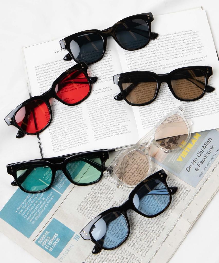 WEGO Unisex Cell Frame Sunglasses with Colored Size Black Lenses, Fashionable, Men's, F,