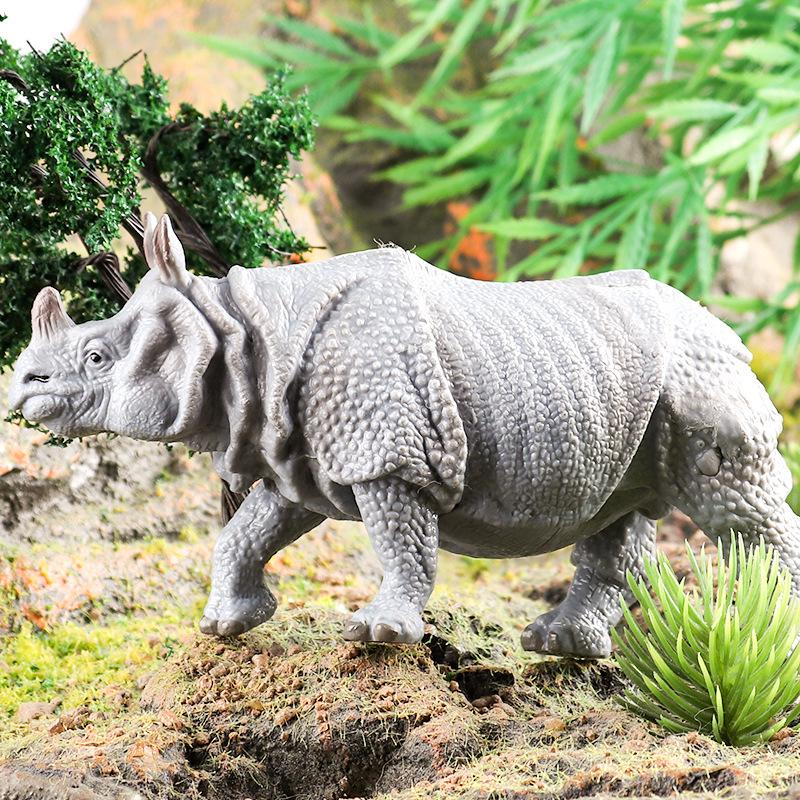 Wild Animal Model: Crocodile, Elephant, Yak, Antelope, Rhinoceros Plastic Toy Ornaments