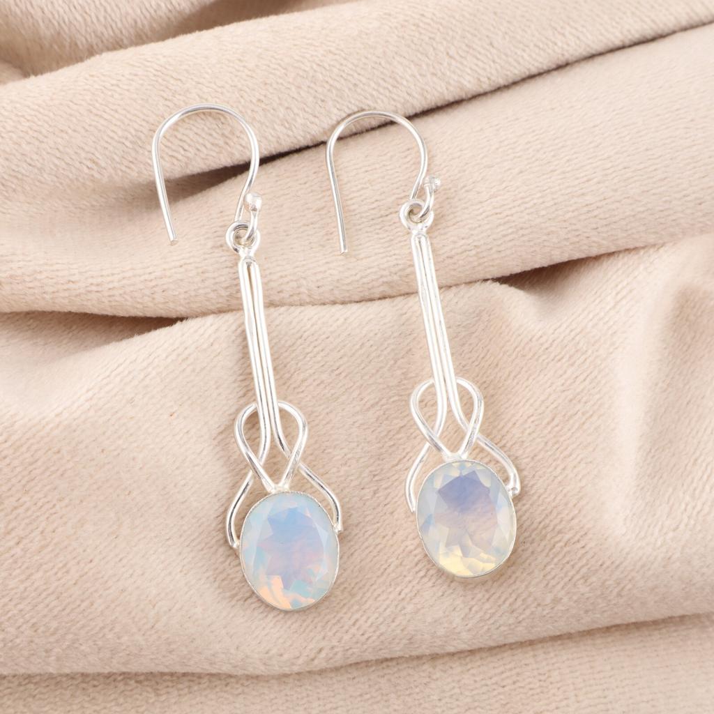 Milchiger Opal Edelstein 925 Sterlingsilber Schmuck Handgefertigte Hängeohrringe 1,76" EE-171-20