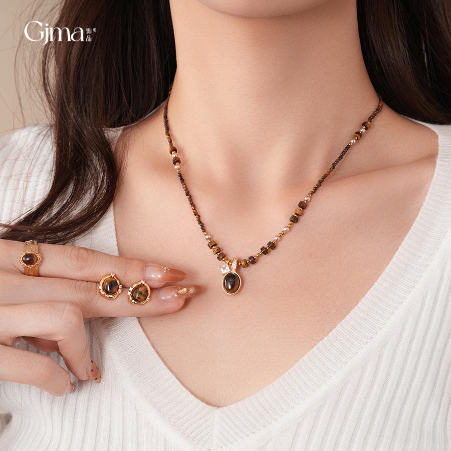 Vintage Maillard Style Square Zircon Tiger's Eye Necklace Accessories Women's Sweater Chain Necklace