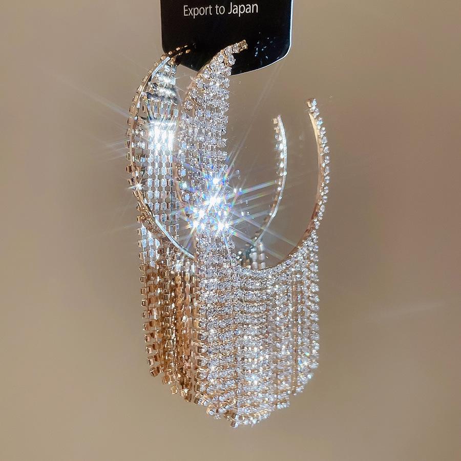 Luxury Spider Web Drop Tassel Earrings with Inlaid Diamonds