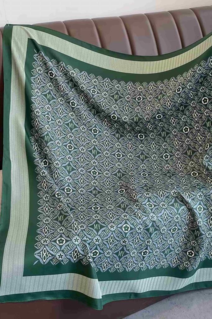 Women' Green Scarf 90X90 - Geometric Elegance in Bottle Green
