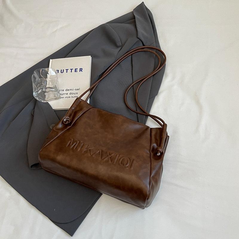 

Осінньо-зимова ретро сумка великої місткості жіноча 2024 нова повсякденна сумка через плече висококласна портативна сумка