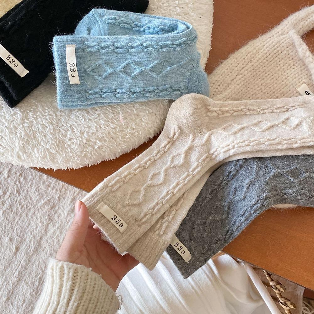 Cloth Lable Winter Socks Thick Twist Striped Socks Warm Women's Socks