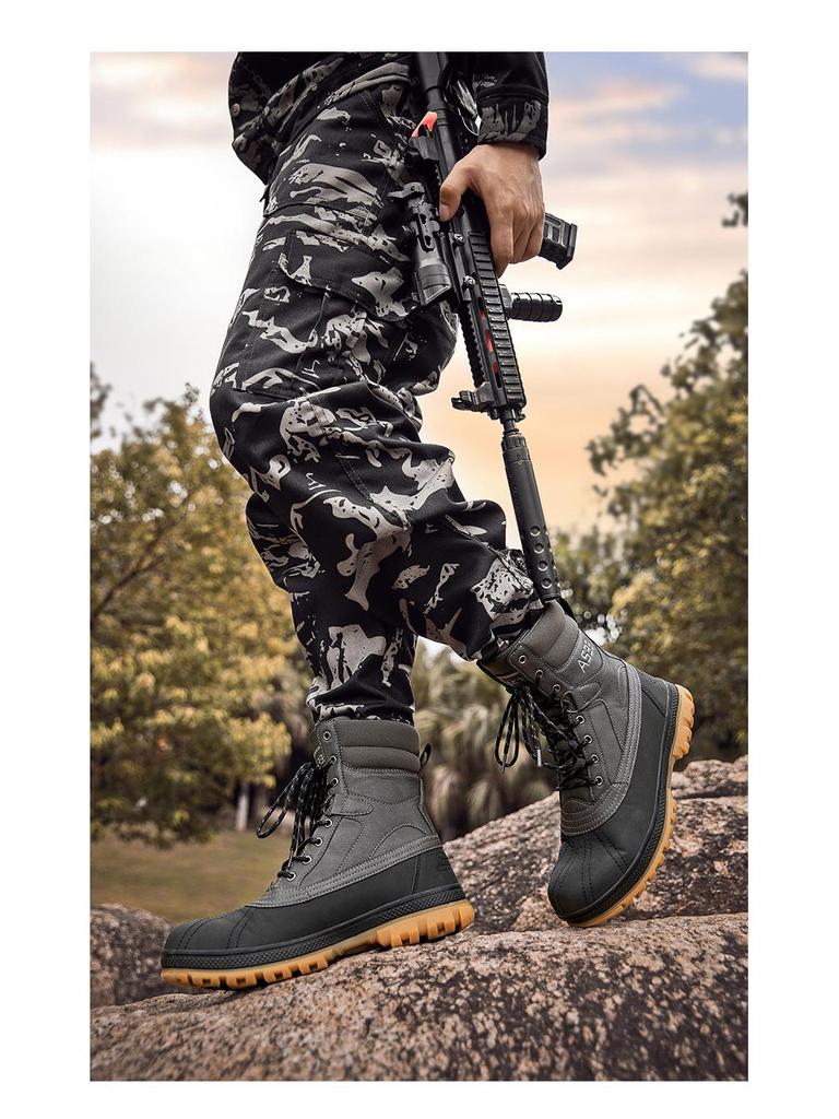 Men's Thickened Warm Outdoor Hiking & Mountaineering Boots - New Style Plus Velvet Military Design.