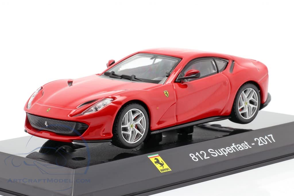 

Ferrari 812 Superfast 2017 Масштабная литая модель автомобиля с кейсом 1/43 (красный) [Использовал]