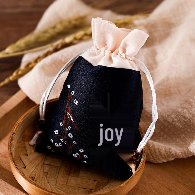 Ping An Cultural Scenic Amulet: Hanfu Style Sachet Pendant for Safety and Luck