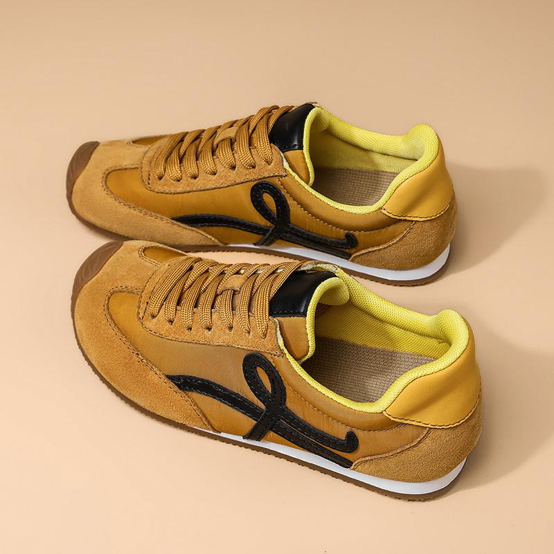Fashion New Trend Men's Tenis Masculino Suede Leather Casual Shoes Fashion Male Sports Shoes Skateboard Footwear Leisure Walk Sneakers