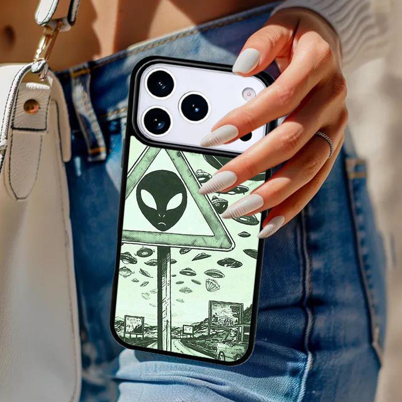 Sky aliens UFO astronauts lovely Phone Case For iPhone 17 Air 14 15 13 12 Max Cover For Apple 16e 11 Pro Max Plus Coque