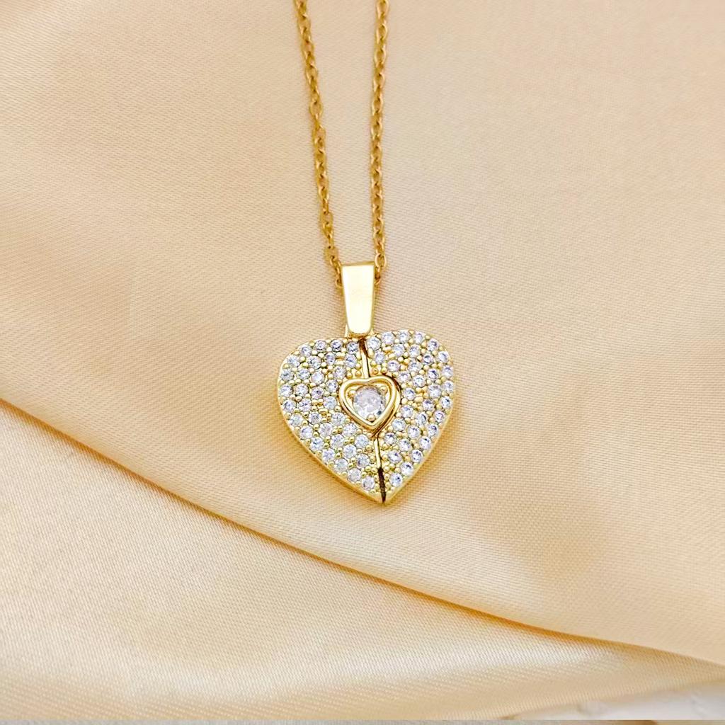 Stainless Steel Chain Copper Zircon Pendant with Engraved Logo Heart-shaped Custom Opening Pendant Necklace