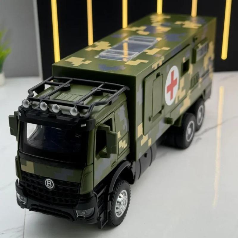 1/32 Injection Molding Military Multifunctional Vehicle Medical Sound and Light Mainan Pullback Car Boy Gift