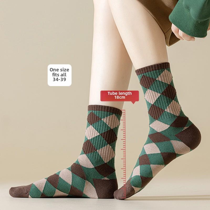 3 Pairs of Women Retro Trend Assorted Cartoon Letter Diamond Sports Warm Sweat Absorption Tube Socks