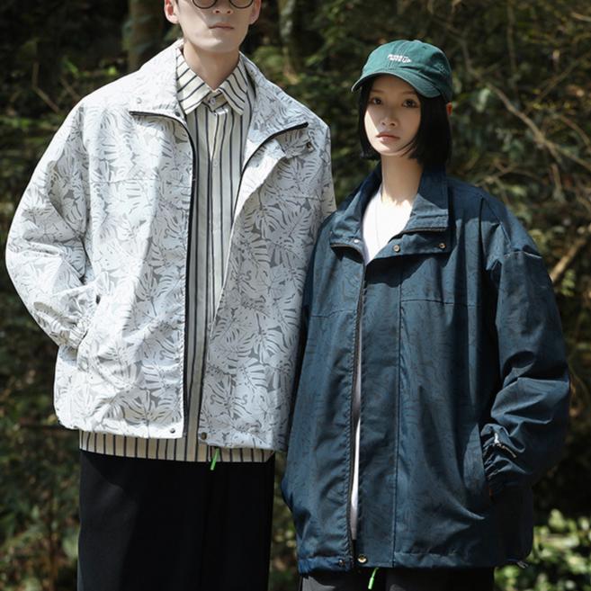 Trendy Men's Loose-fit Jacket Casual Outdoor Windproof Waterproof Hiking Top Couple Jacket Fashion Windbreaker