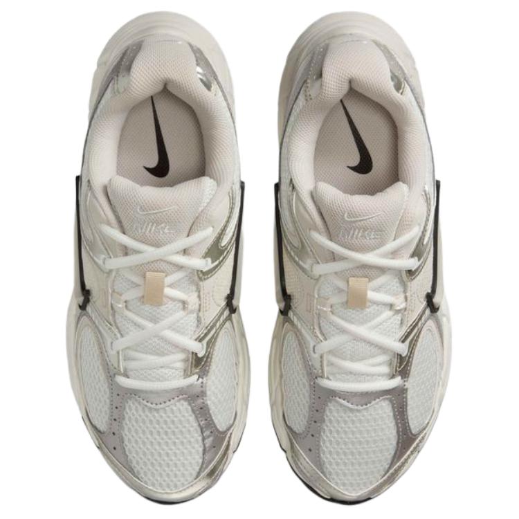 Nike  V5 RNR Summit White Light Orewood Women Sneakers Cream Sail Black HQ7901-104
