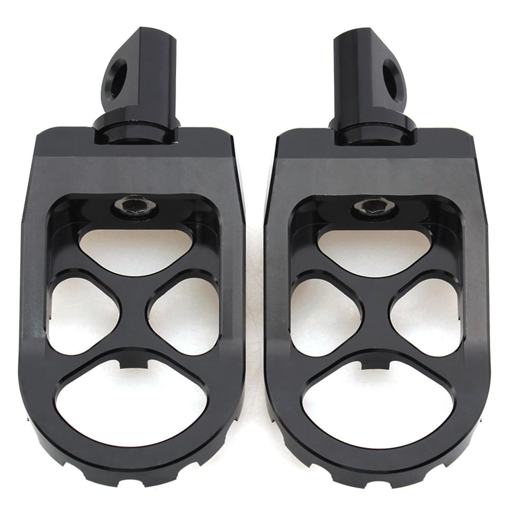 Motorcycle Black/Silver 1 Pair Foot Pegs  Aluminum Alloy & Stainless Steel For Harley-Davidson 2018-2019 CVO Road Glide FLTRXSE