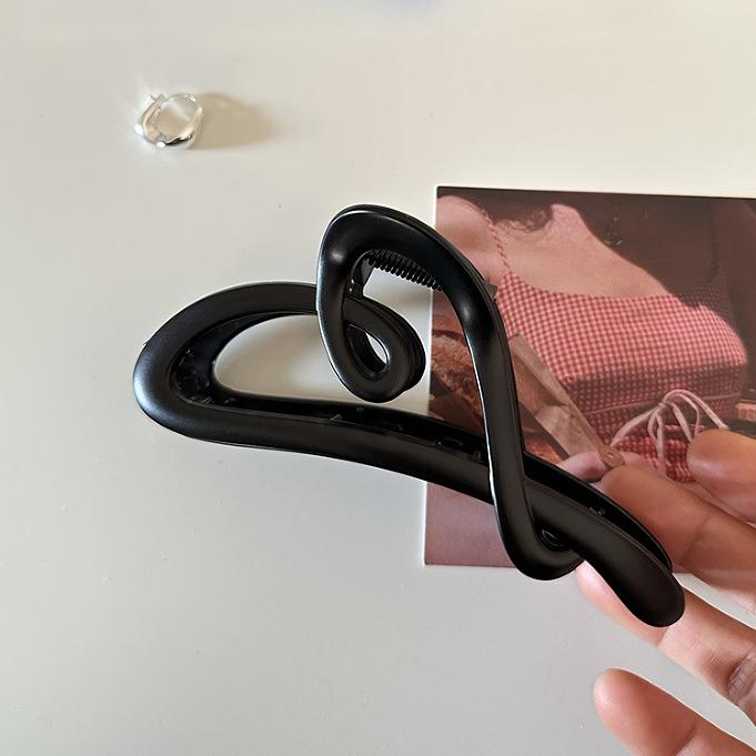 Hohles Herz Haarklammer für dickes Haar Krabbenklemme Mädchen Lockig Transparent Kaffee Haarspangen Klemmen Frauen Koreanische Pferdeschwanz-Accessoires