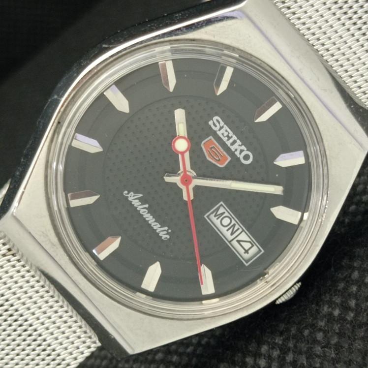 

USED VINTAGE SEIKO 5 AUTOMATIC 6309A JAPAN MENS D/D BLACK WATCH 608i-a316845-9 SKU608i-a316845