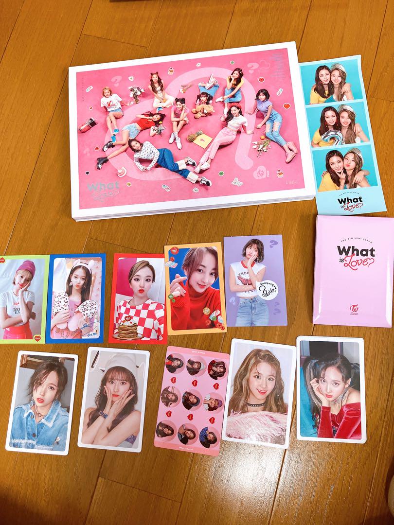 

[USED] TWICE What is Love CD + Photocard Set