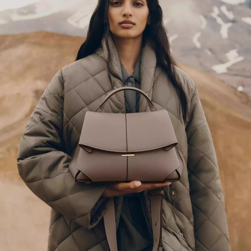 1PC Smile Bag French Bolingen Niche Leather Women's Bag Premium Folded Handbag Crossbody Bag Women's Bag