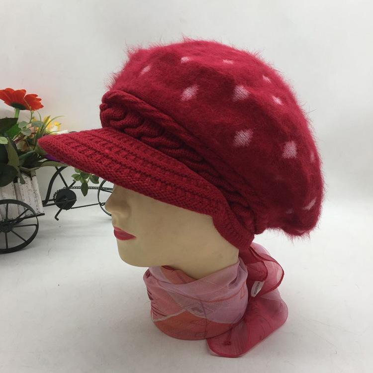Winter women's knitted hat with thick ear protection duck tongue cotton hat for elderly mothers
