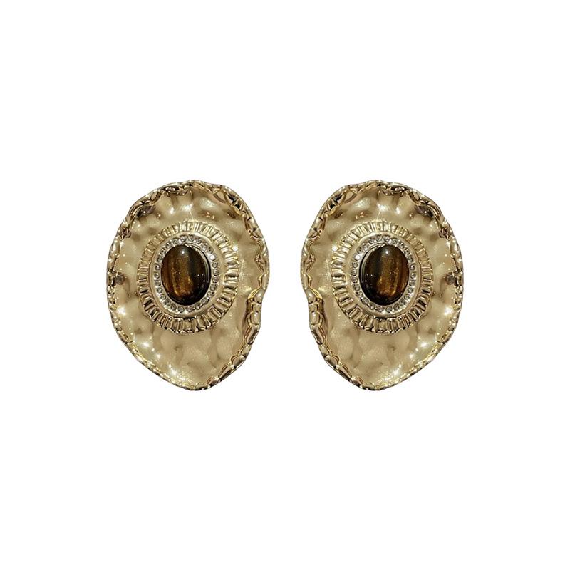 Silver Needle Rhinestone Resin Oval Stud Earrings - Retro High-End, Personalized Metal Style Ear Jewelry for Women