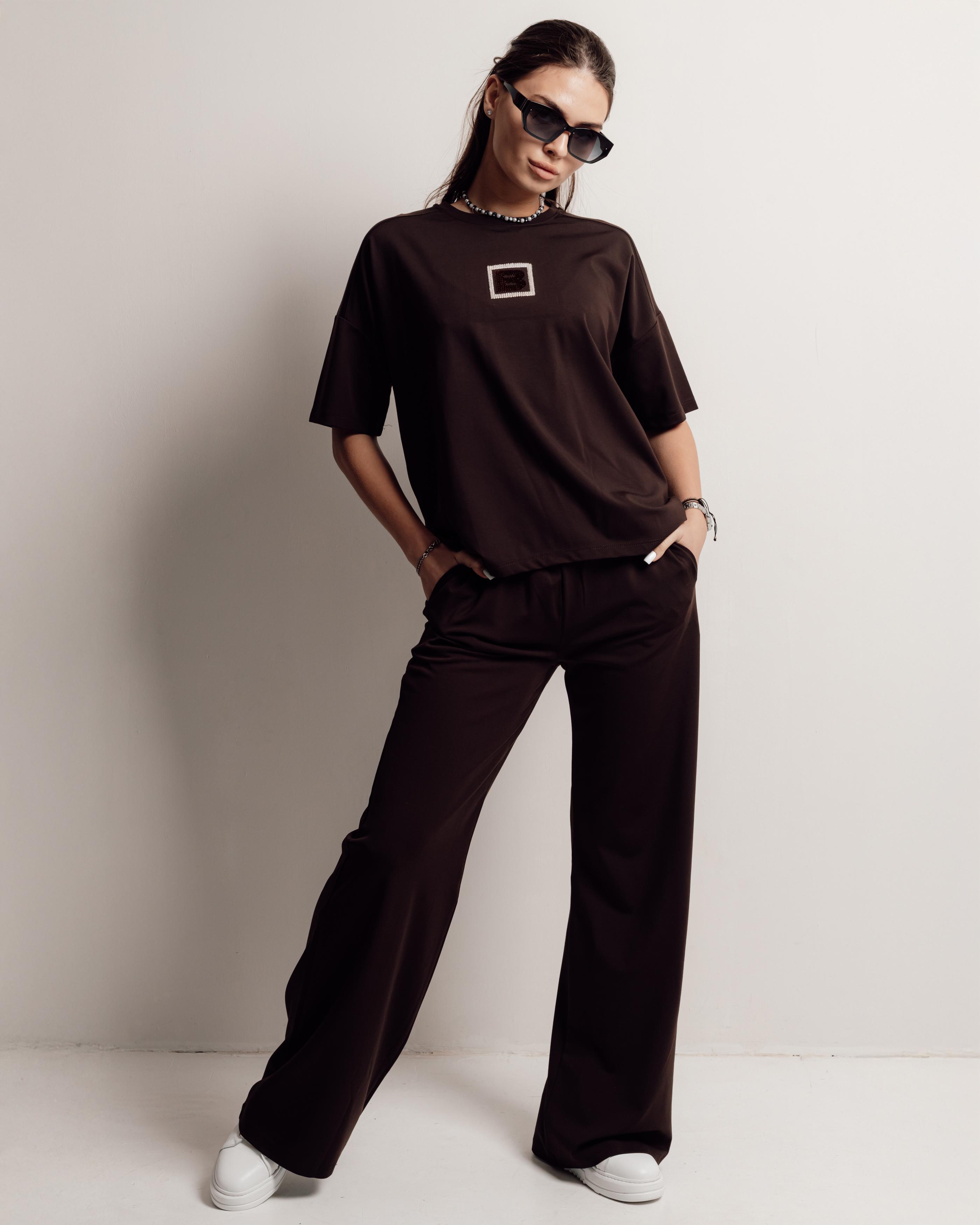 

Women s suit Butella 16489 M chocolate (T-shirt, pants) L