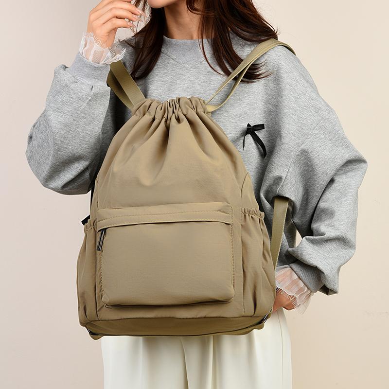 Backpack Lightweight Nylon Backpack Women's Large Capacity Travel Bag