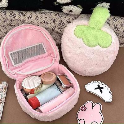 Grande Trousse de Maquillage Sac à Cosmétiques de Voyage Mignon Fraise Peluche Trousse de Toilette Filles Tiote Peluche Organisateur de Rangement pour Pinceaux