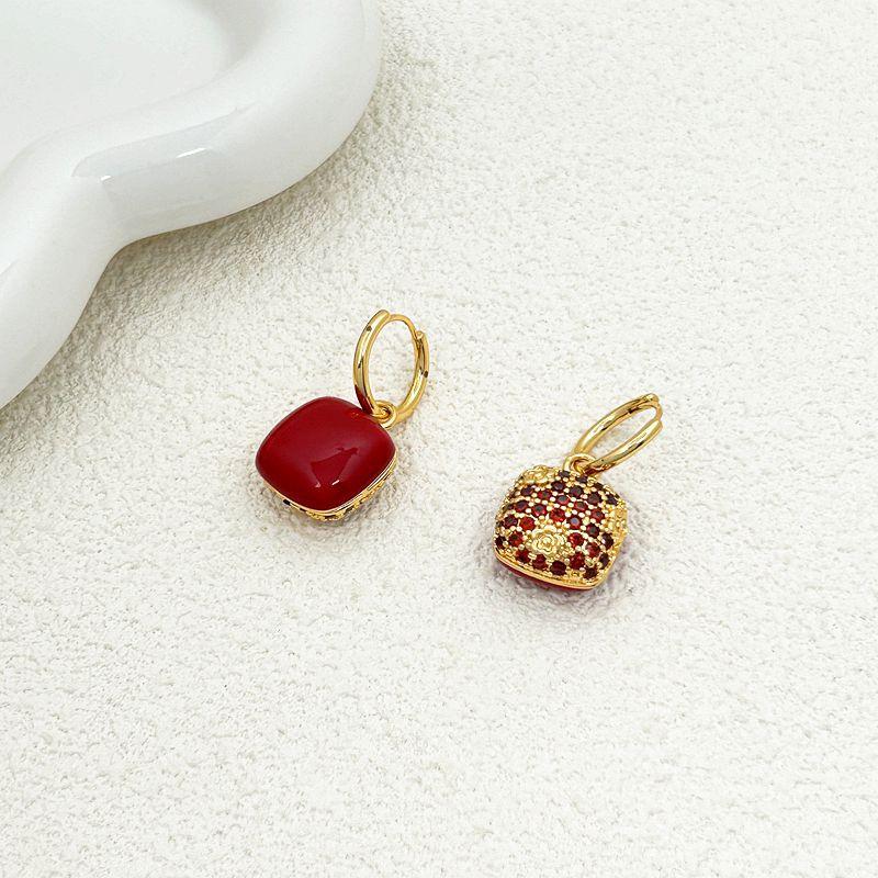

Manufacturer S Supply Fashion Drop Glaze, Slightly Inlaid Zircon Ear Buckle On The Front, Spot Female красный