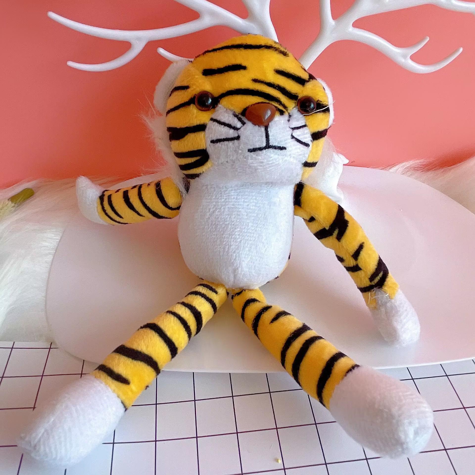 

Супер милый плюшевый брелок-подвеска в виде детеныша тигра 18cm