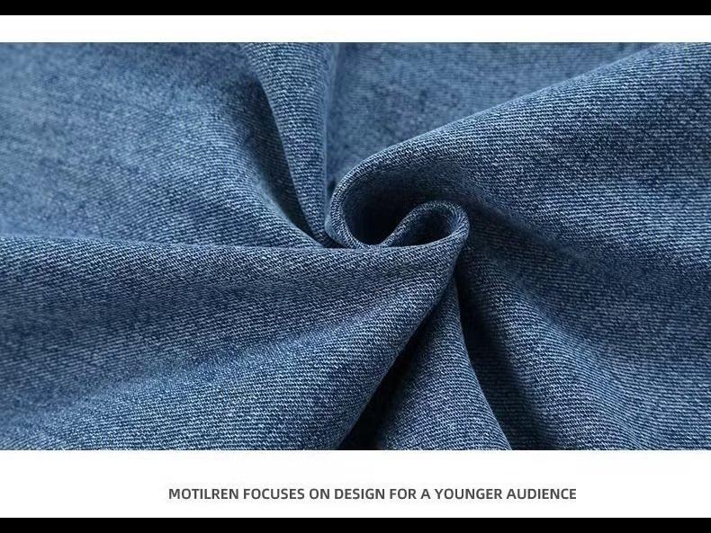 Pánský cool streetový oblek: Kontrastní džínová vesta a kalhoty s širokými nohavicemi