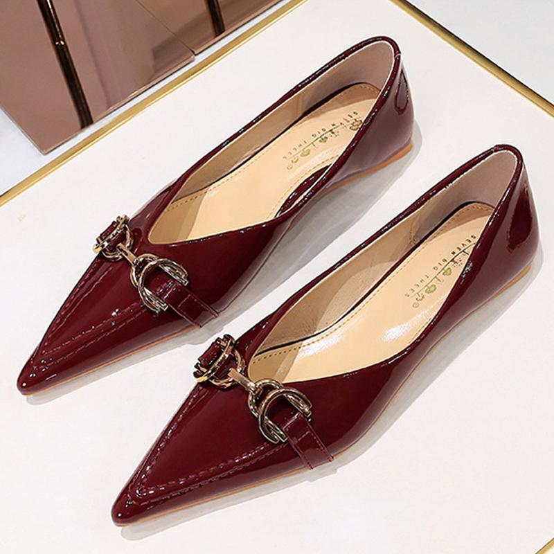 Fashion Luxury Metal buckle Women Flats Lady Sexy Evening Party shoes Patent leather Flat Shoes Women Sharp pointed flat heel shoes 2025