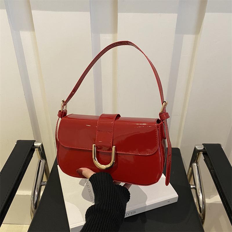 

Chic Casual Underarm Shoulder and Crossbody Bag - French Style Korean Commuter Bag червоний