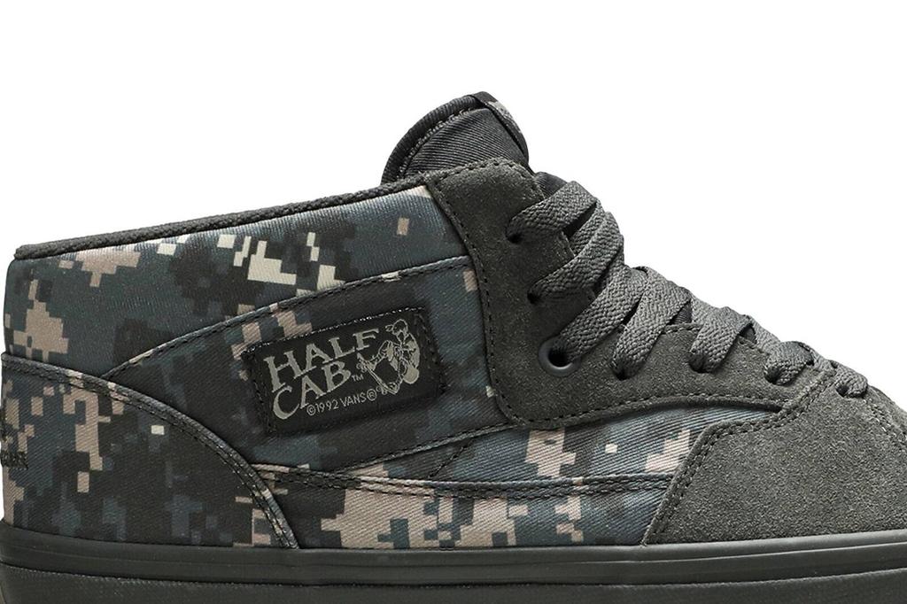 Vans WTAPS x Half Cab LX 'Digi Camo' VN0A3DP6U9V Herrenschuhe