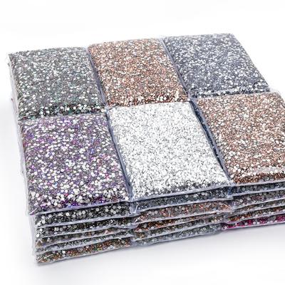 Cucito e maglia – Strass