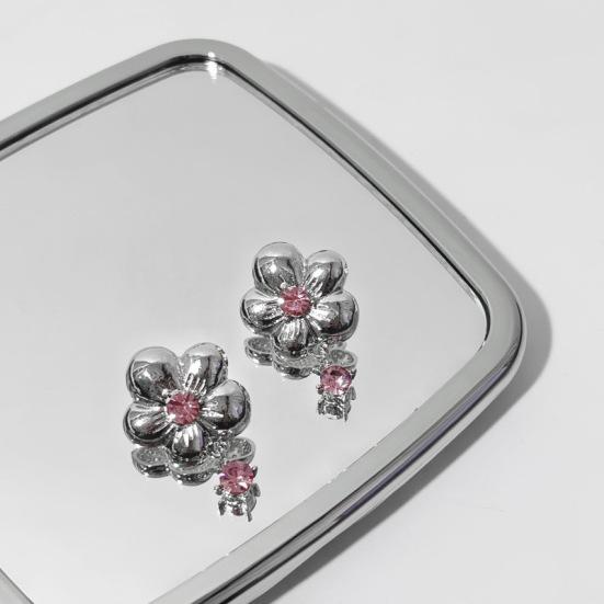 

Металлические серьги-гвоздики