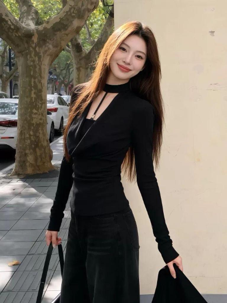 Korean Style Spicy Slim Fit Long Sleeve T-shirt for Women - Casual, Versatile Spring/Autumn Fashion Base Layer