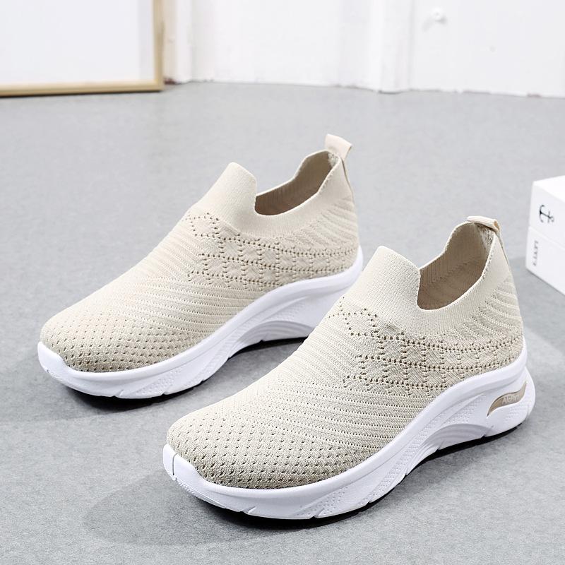 Shoes Women's Casual Shoes Women's Shoes Soft-soled Mom Shoes Walking Versatile Sneakers Running Shoes Women's Breathable Low Top